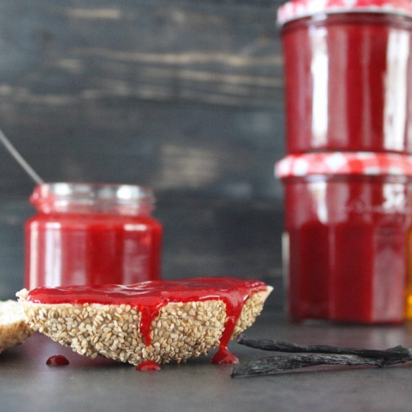Erdbeermarmelade mit Likör 43